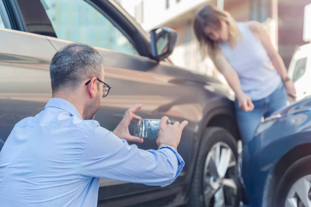 Professional Full Coverage Car Insurance technician working in Greenback, TN